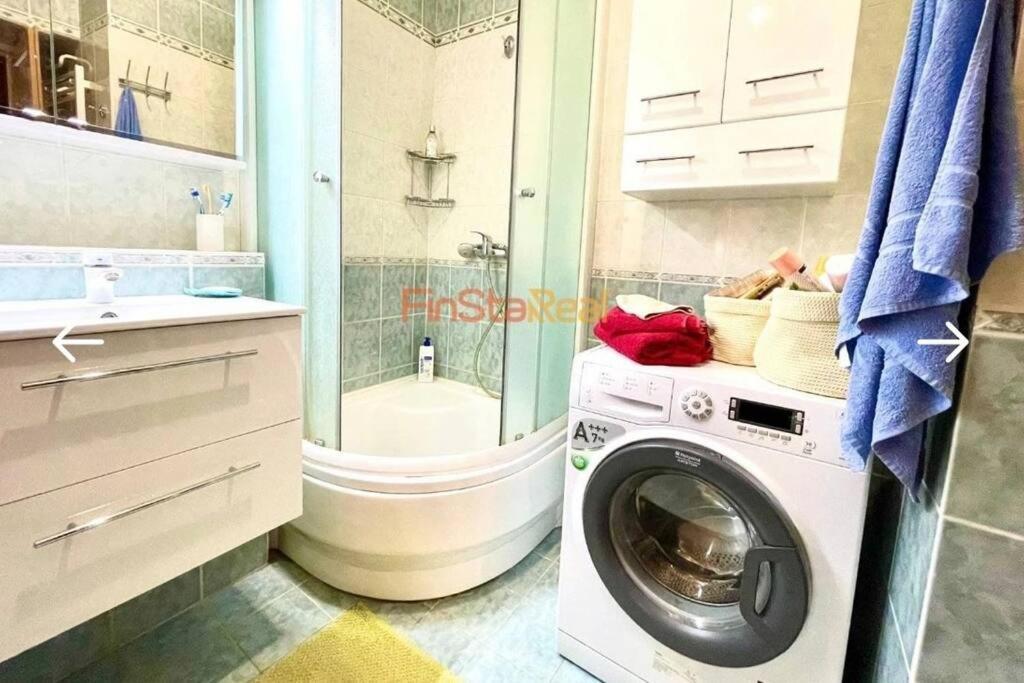 Economy Apartment 2 Min From The Main Station 布拉迪斯拉发 外观 照片